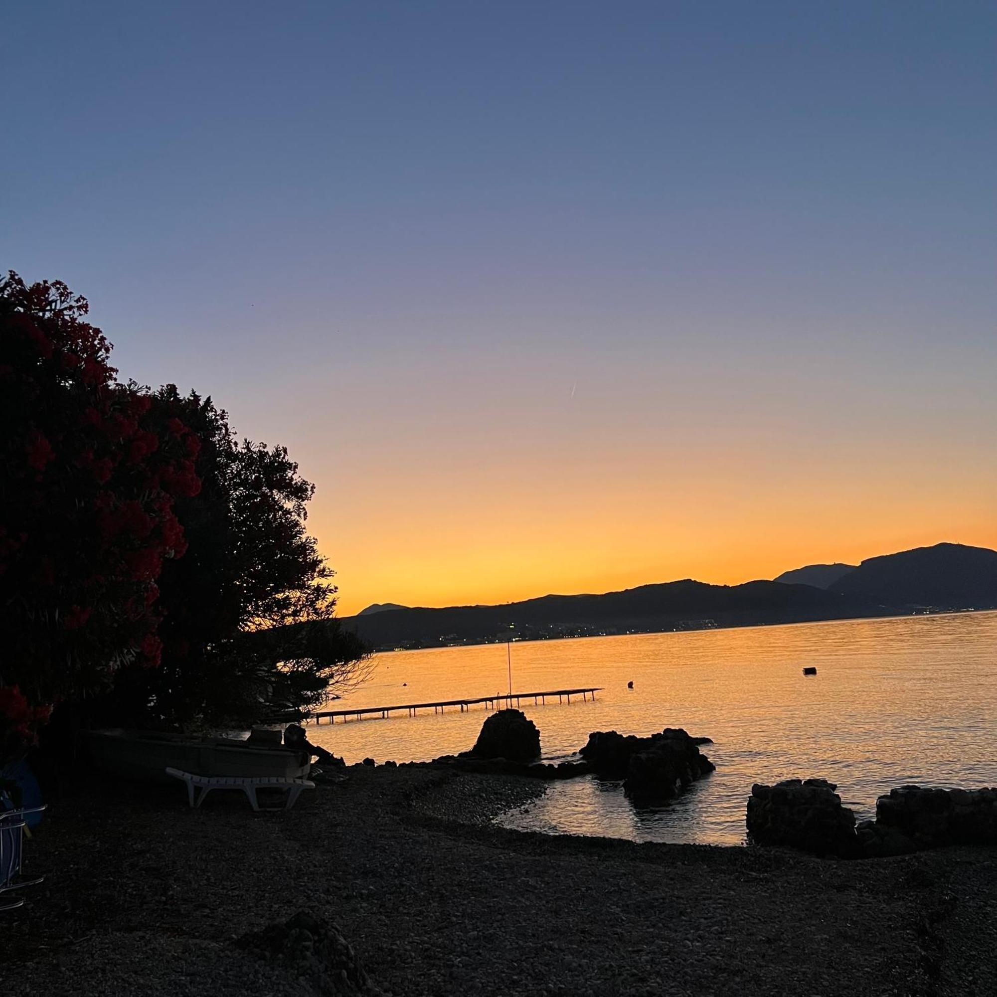 Kohyli Beachfront House Agia Pelagia Chlomou Luaran gambar