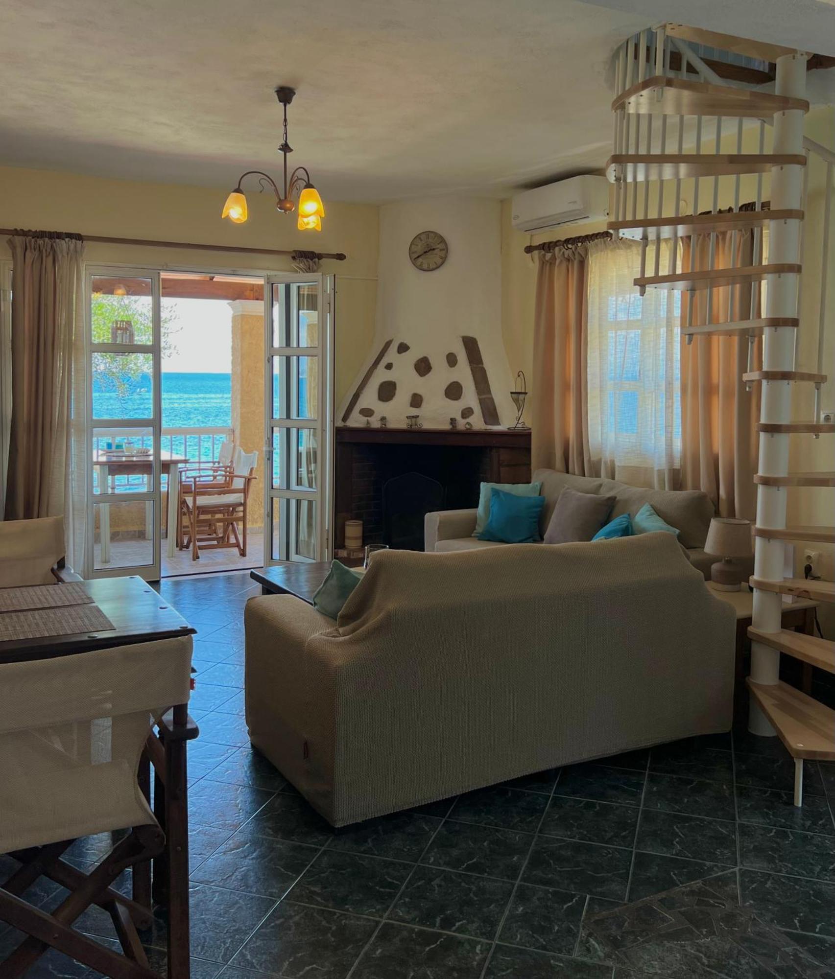 Kohyli Beachfront House Agia Pelagia Chlomou Luaran gambar